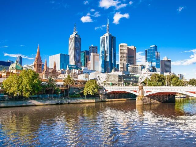 Book your flight to Melbourne with eDreams
