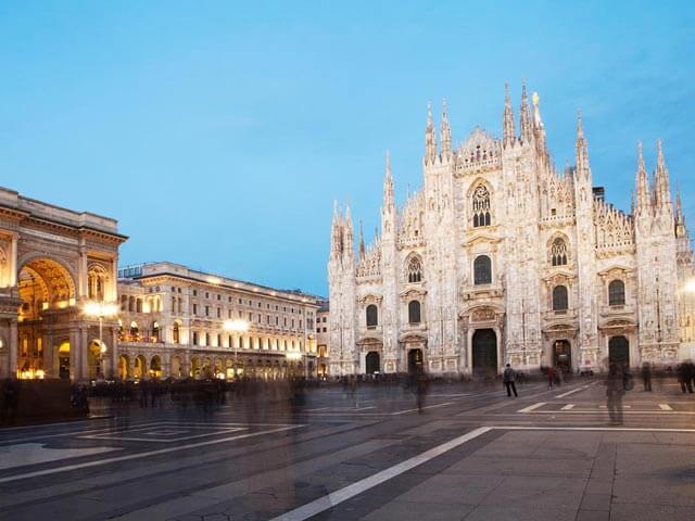 Book your flight to Milan with eDreams